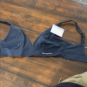 Bandier Women's Black Sports Bra